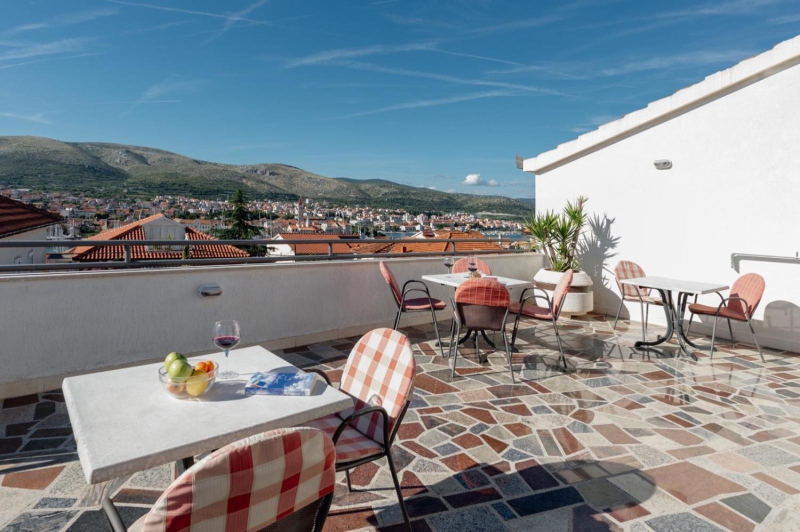 Apartments Kudelik Trogir Kültér fotó